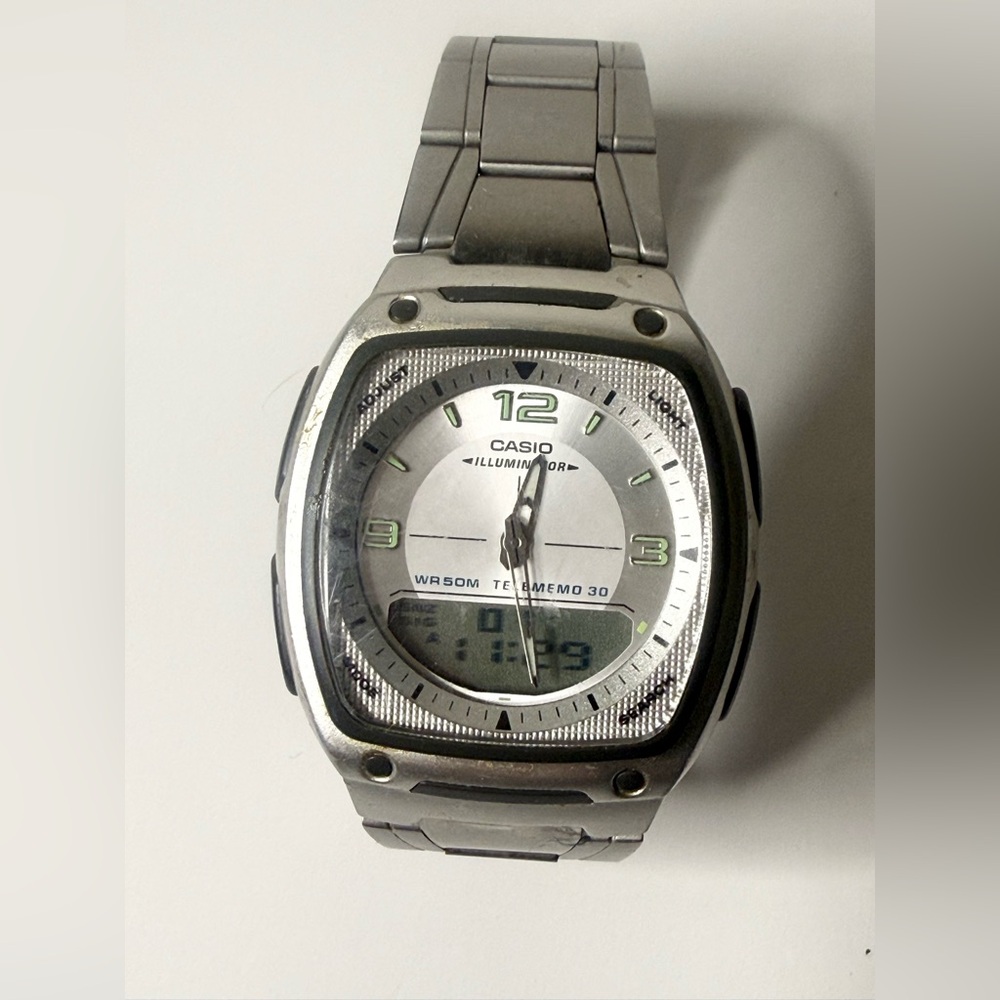 Casio Illuminator Telememo 30 AW-81 Men's Analog Digital Quartz Watch Worldtime